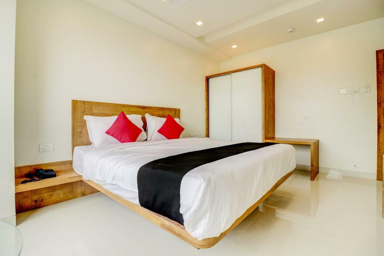 Hotel The Orange Flag  Aurangabad  Buitenkant foto